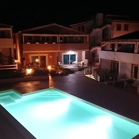 Paola Sardegna Semesterbostad